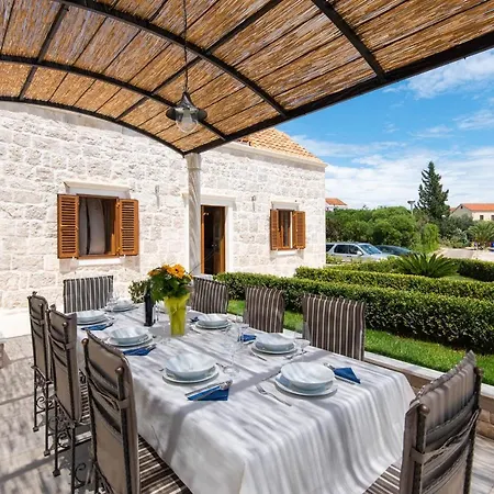 Paradise Villa *