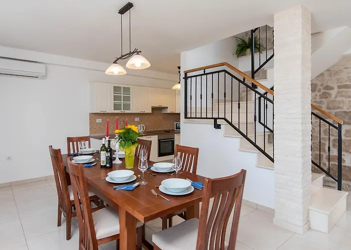 Paradise فيلة Lovište